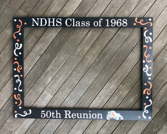 how to make photo frame for class reunion prop