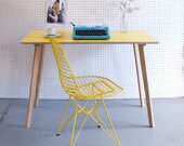 Giallo Formica compensato scrivania / tavolo in compensato / ufficio reception / piccolo tabella / giallo tavolo / tavolo di Formica / mobili in compensato di betulla