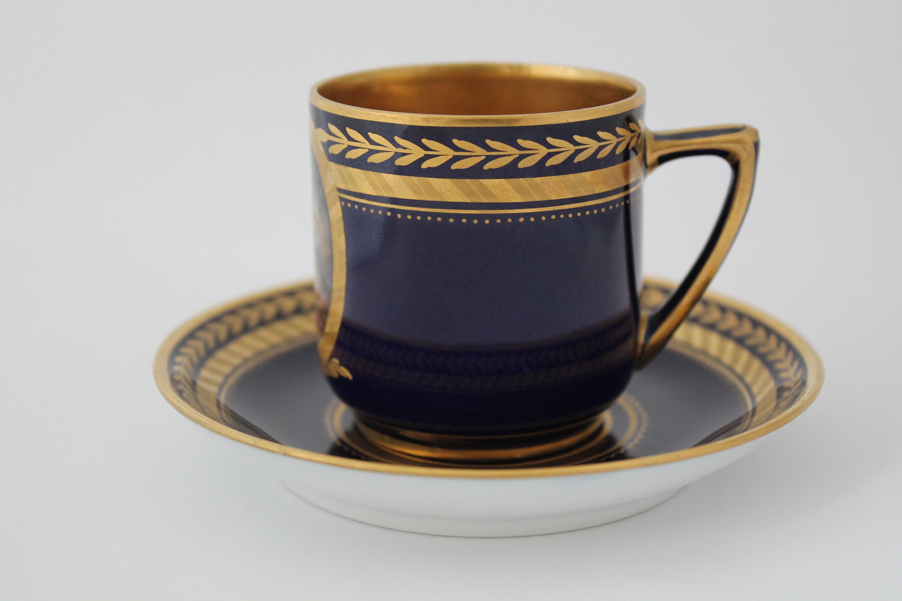 Early 20th Century Austrian Royal Vienna Porcelain Painted Cobalt