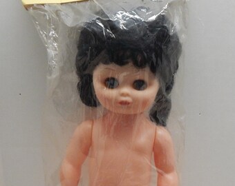 free crochet patterns for 13 inch bed dolls