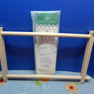 Scroll 9 x 18 Frame Homecrafter Heavy Duty Dowels 3/4 " Diameter