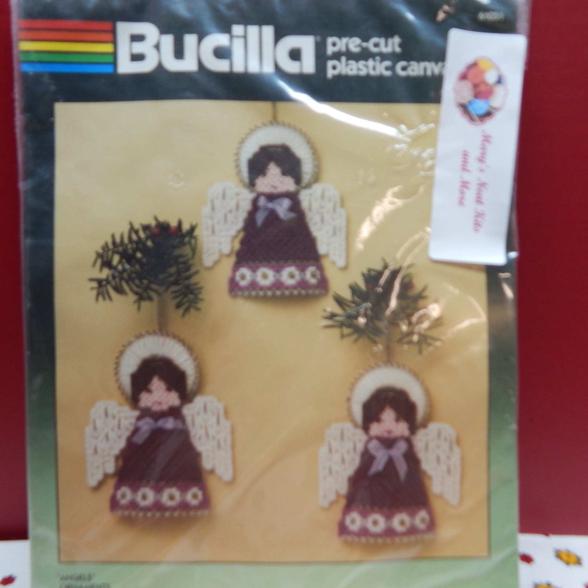 Bucilla Plastic Canvas Kit Sewing Machine Needles & Notions Holder Box 6184  New