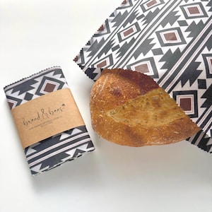 Reusable Beeswax Bread Bag- Extra Large-XL- 13 inches X 19 inches Sourdough & Artisan - Gift under 25- NO pine resin-BOLD Collection