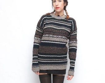 VTG 1990/'s Damon Men/'s Neutral Tones Geometric Pattern Crew Neck Sweater in size Large Made in the USA Mid-Weight Knit in Great Condition