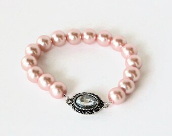 Light Pink Pearl Stretch Bracelet, Statement Jewelry, Vintage Inspired Bracelet