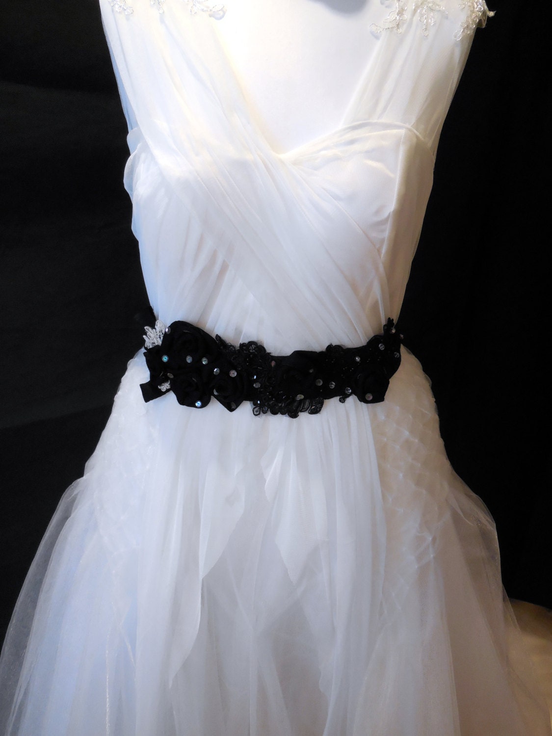Black & Champagne Floral Lace Beaded Bridal Wedding Cotton  display picture 3