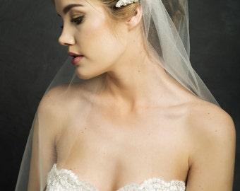 Ivory Bridal Wedding Fingertip/ Waltz single layer 1 tier lace cap veil with rhinestones clips is for sale.