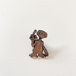 E.T. Extra terrestrial pin