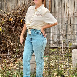 Cream Vintage Blouse White Button Up Top White Blouse 1970s Blouse Lace Blouse Secretary Blouse Boho Shirt 70s Vibe image 7