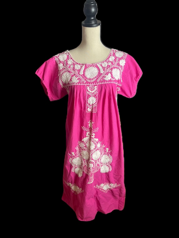 1970s Pink Mexican Oaxacan dress - image 7