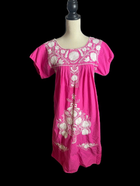 1970s Pink Mexican Oaxacan dress - image 4