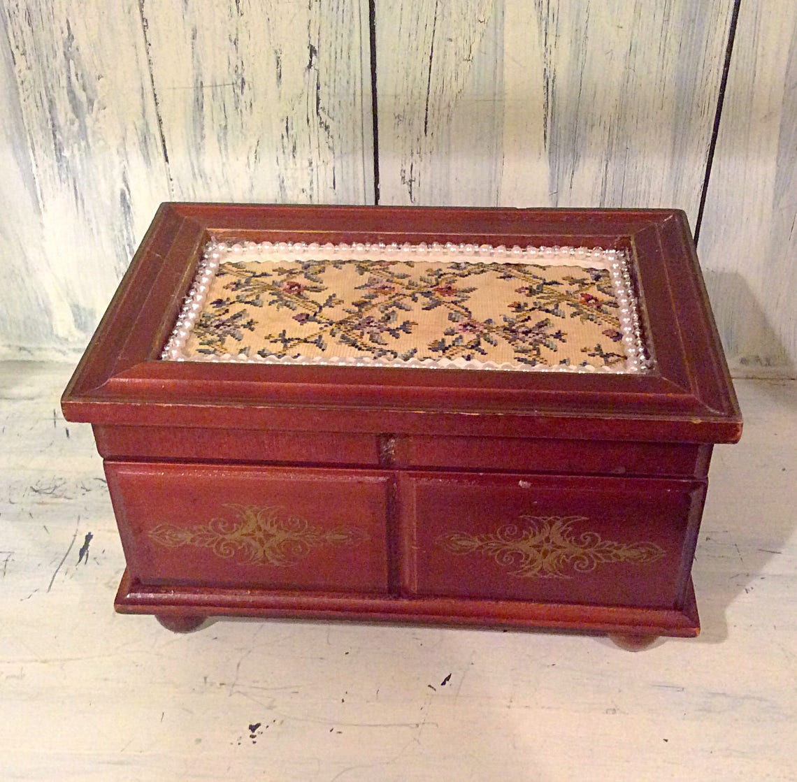 Vintage wooden jewelry music box jewelry organizer ring Etsy