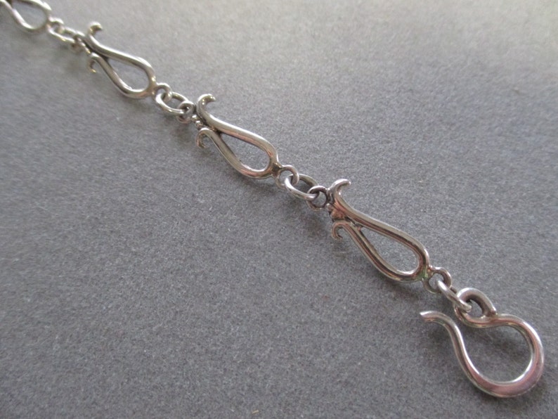 Sterling Silver Swirl Loop Link Bracelet #BL35SS