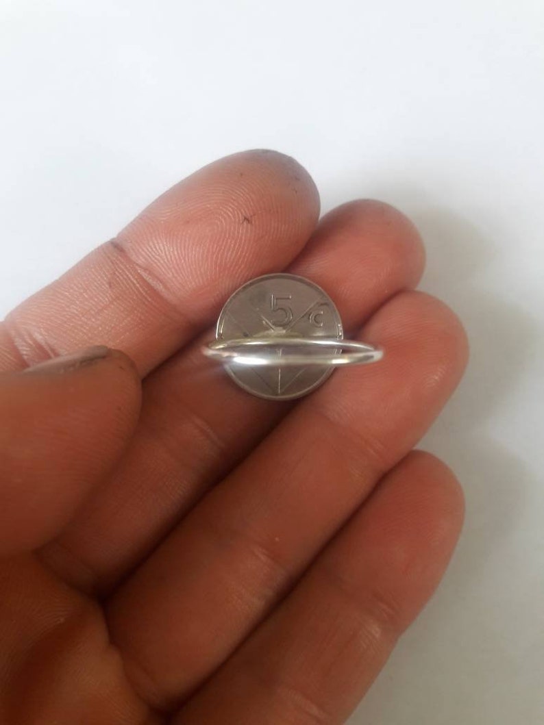 1988 Aruba Foreigh Coin Sterling Silver Stackable Ring