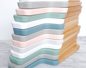 Pagaie de planche à découper | Choisissez votre couleur | Cadeau de l'hôte | Planche à découper en bois | Peint planche à découper | Cadeau d'hôtesse