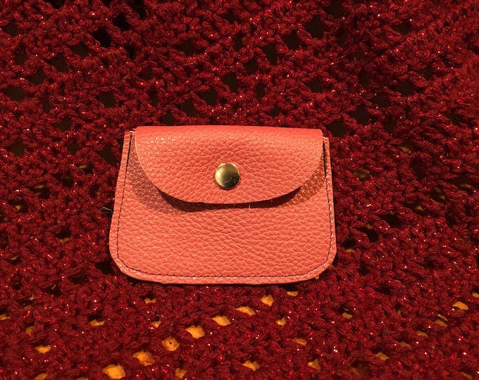 Handmade Rose Leather Coin Purse: Snap Closure