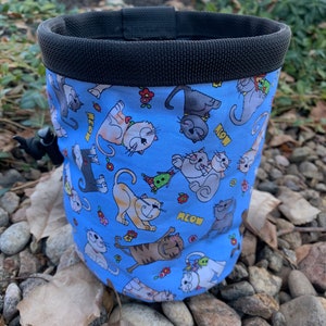 Crimp Chimps Original Cat Chalk Bag image 1