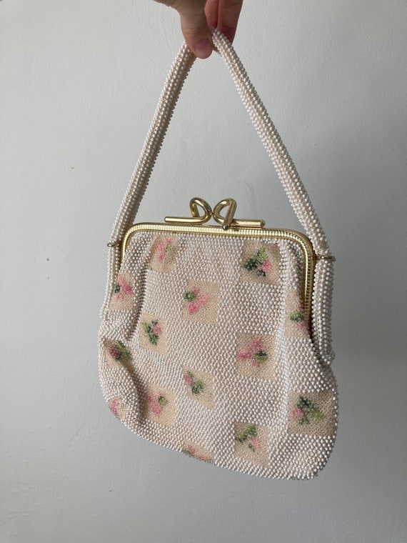 Vintage Beaded Floral Hand Bag