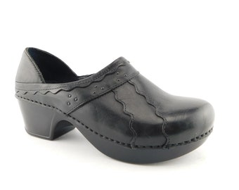 DANSKO Size 9 Black Leather Detailed Clogs Platform Shoes 40 Eur