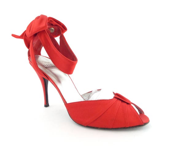 stuart weitzman red shoes