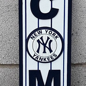 New York Yankees "WELCOME" Wood Sign / Yankees Gift / Yankees House Warming Gift / Yankees Birthday Gift / New York Yankees Decor