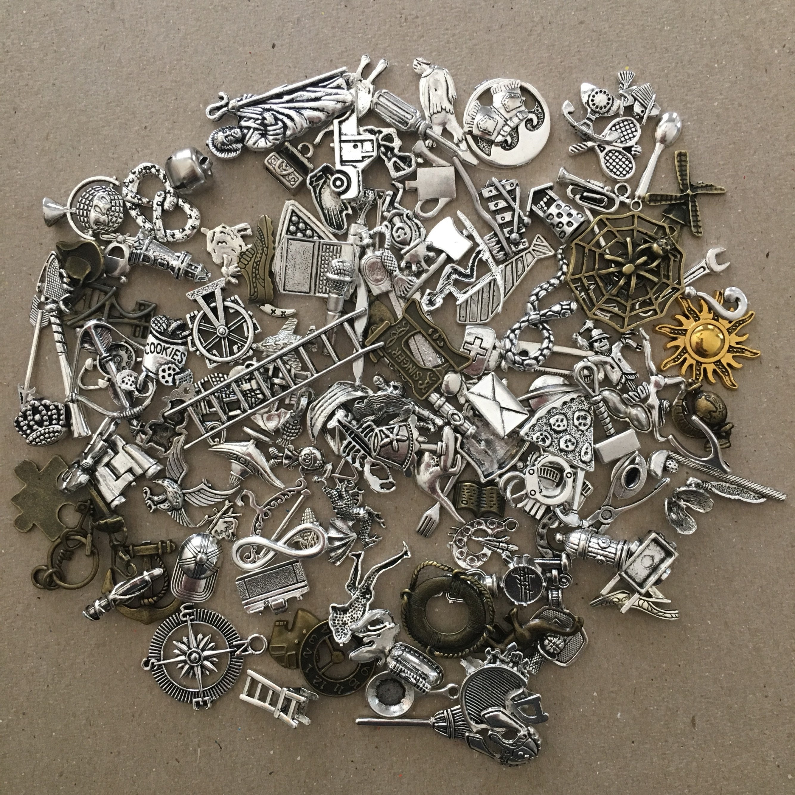 CLOSEOUT-All Metal Charms/Trinkets