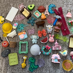1" or larger Trinkets for I Spy Bags and Bottles, sensory bins, teaching, education, games, tiny toys- No Duplicates