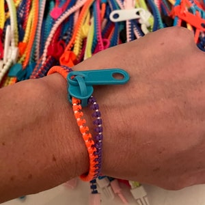 Fidget Zipper Bracelets - set of 10 random colors