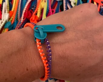 Fidget Zipper Bracelets - set of 10 random colors