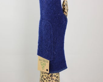 Classic TEXTING Gloves Electric Blue Recycled Wool Sweaters, Women's MEDIUM Boiled Wool Pockets