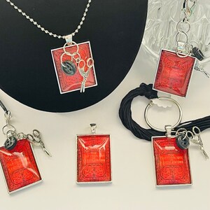 Thread Keep - Scissor Fob - Needleminder - Zipper Pull - Necklace - The Dictionary of Needlework
