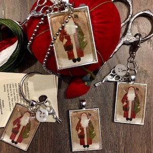 Weihnachtsmann mit Amerikanische Flagge - Fadenhalter - Scherenanhänger - Needleminder - Zipper Pull - Halskette