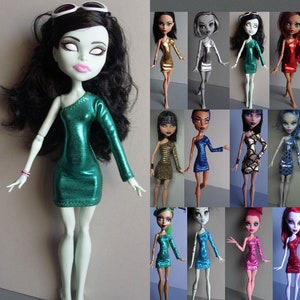 One-sleeved dress for fashion dolls