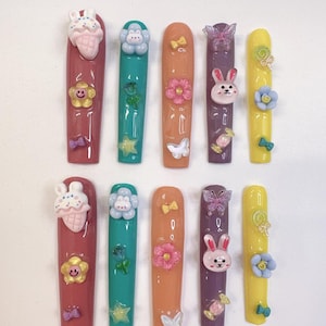 Unhas personalizadas em caixa/estilo livre/unhas longas xxl/unhas de festa/unhas fofas/unhas com ponta francesa/unhas da moda/unhas roxas/unhas coquete/unha rosa