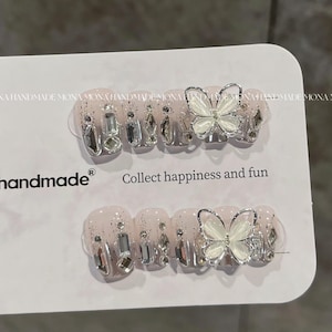 ring nails/glitter luxury butterfly Size M/gift for her