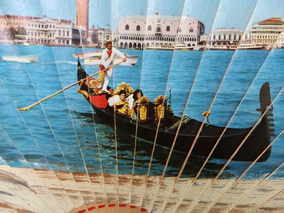 Venetian folding fan, vintage travel souvenir kit… - image 4