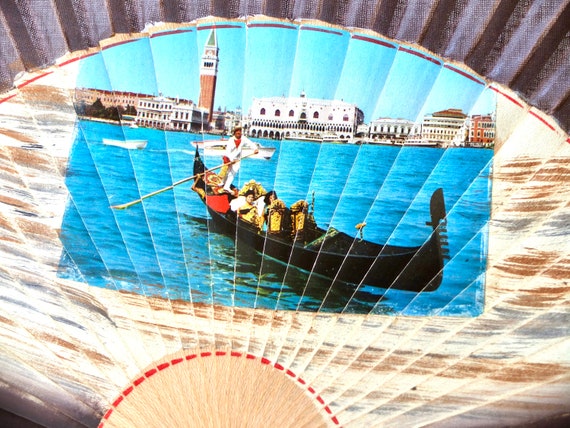 Venetian folding fan, vintage travel souvenir kit… - image 2