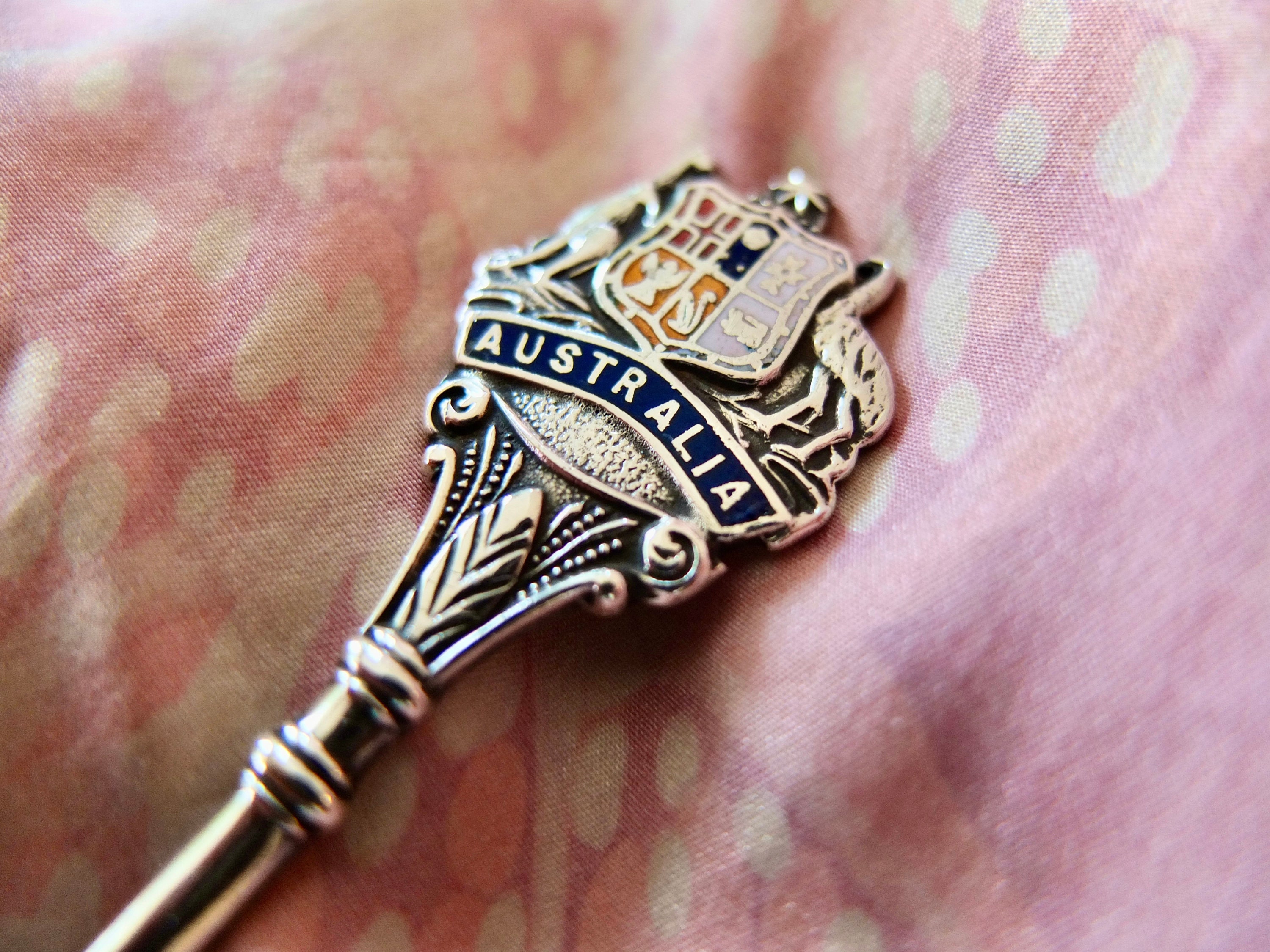 Australia souvenir butter knife, vintage '50s silver butter knife, Australian national coat of arms,  Kangaroo, Emu enamel crest