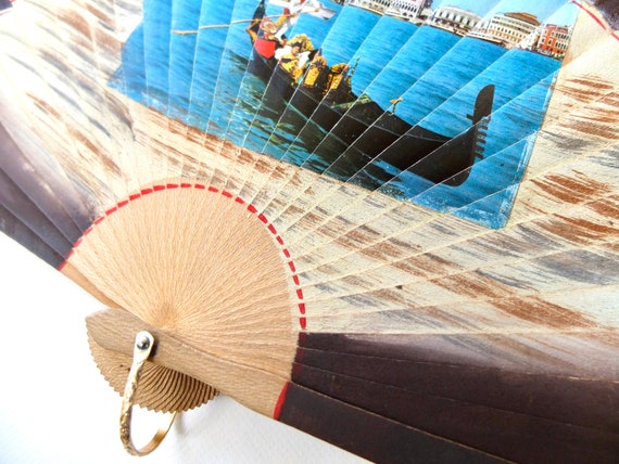 Venetian folding fan, vintage travel souvenir kit… - image 1