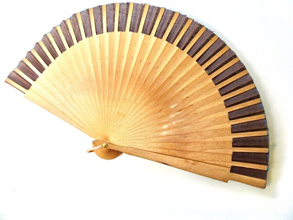 Venetian folding fan, vintage travel souvenir kit… - image 5