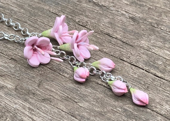 Freesia jewellery shop