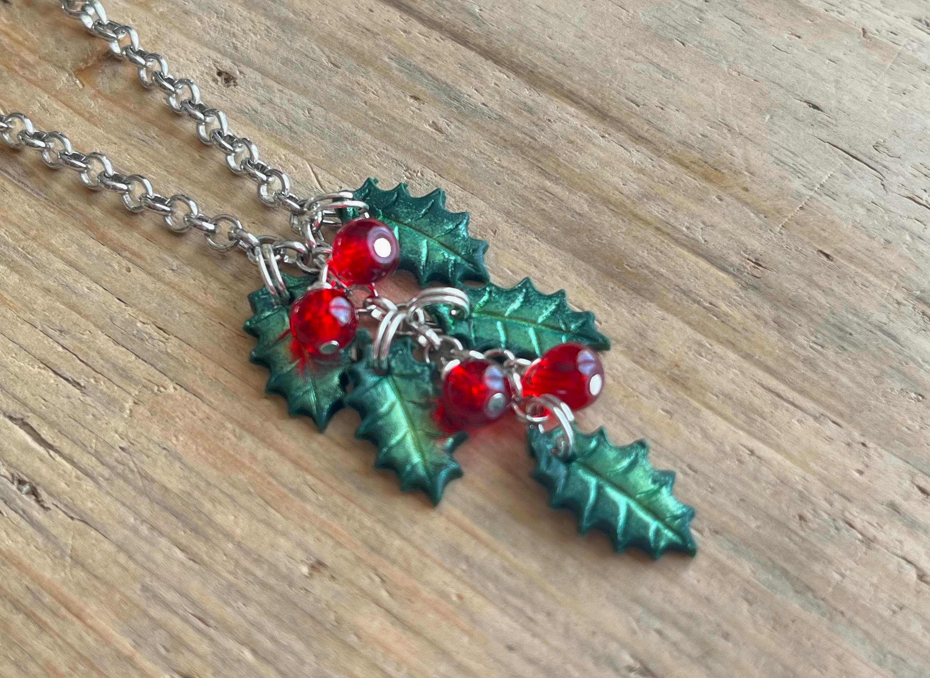 Holly Pendant Necklace, Handmade, Christmas Jewelry - Etsy