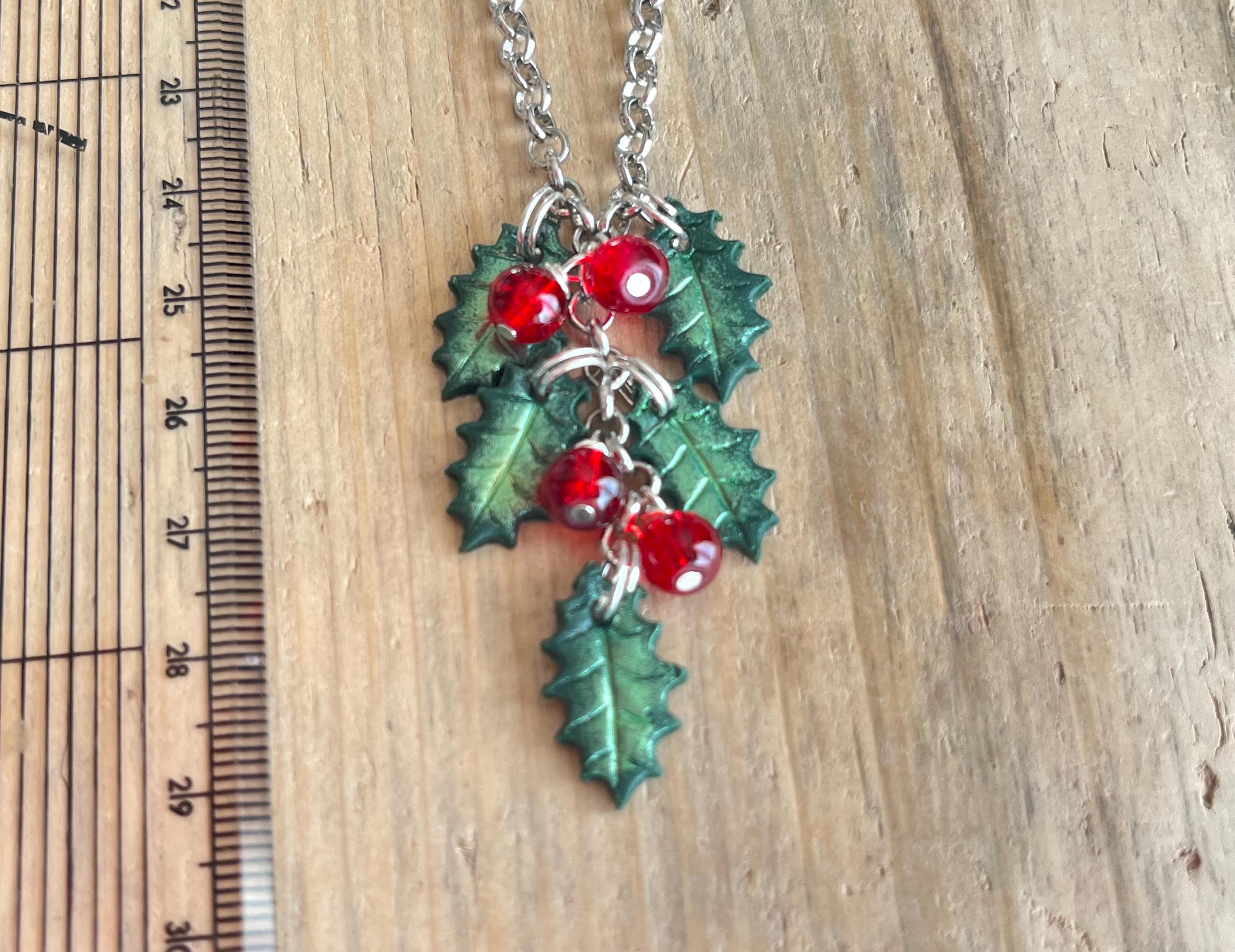 Holly Pendant Necklace, Handmade, Christmas Jewelry - Etsy