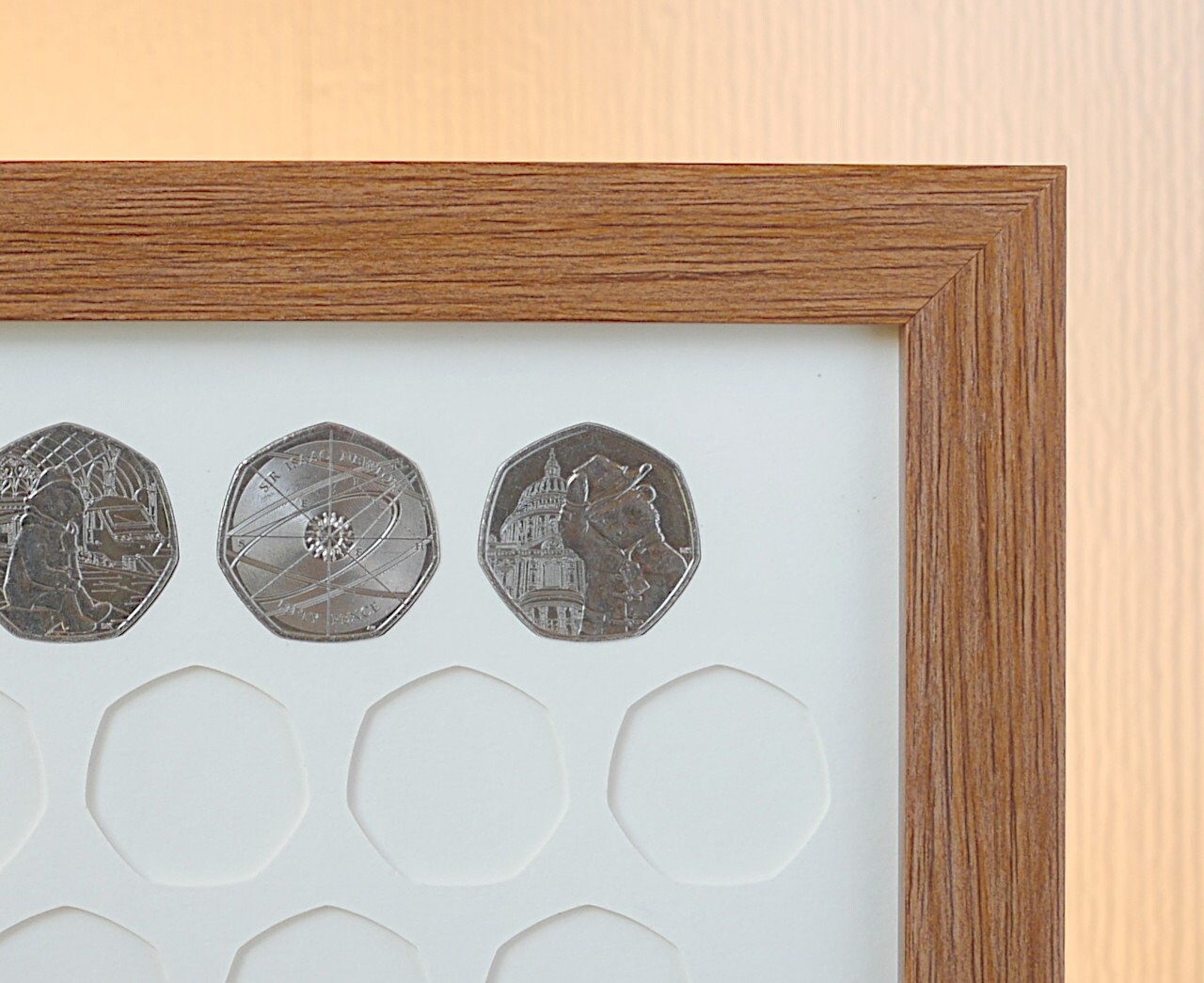 Display Frame for UK 50p Coins Wall hanging case for 57 Etsy México