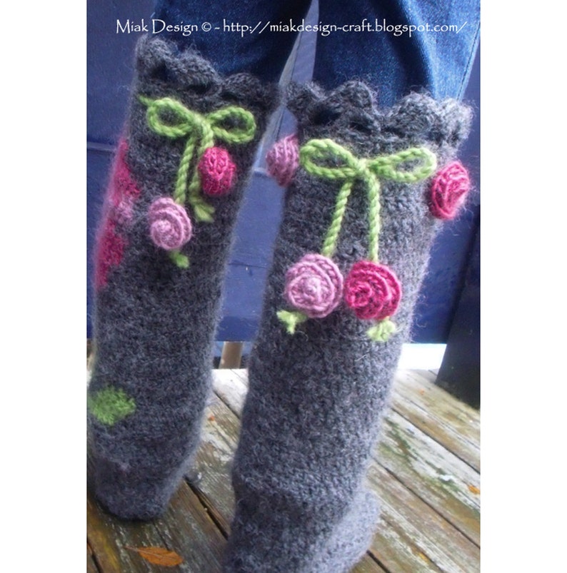 Instant Download PDF Pattern Knee Socks with Roses