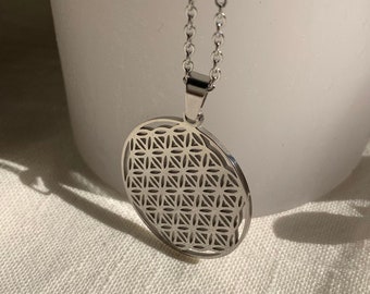 Silver Flower of Life Necklace stainless steel 30 mm/Spiritual jewelry/Sacred geometry/Yoga jewelry/Seed of Life pendant