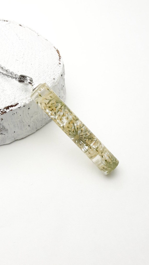 Necklace Cylinder Tube white flower clear resin silver, Pressed flower Queen Anne's Lace steel chain