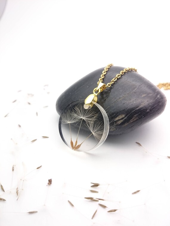 Round dandelion seeds resin necklace gold steel chain//Wish pressed flower pendant//Handmade botanical pendant//Terrarium real seed