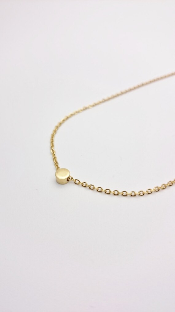 Necklace Gold tiny round charm yellow gold plated 18k stainless steel hypoallergenic