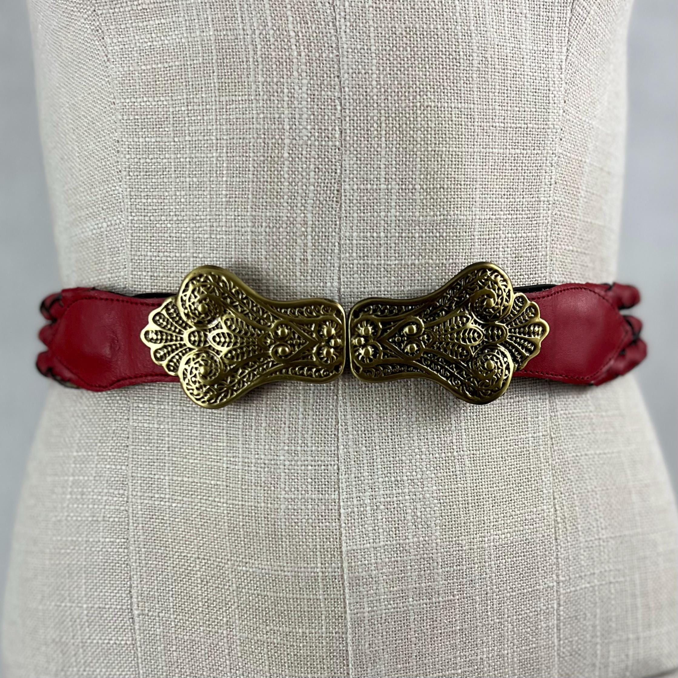 Avignon Braided Leather Belt, Vintage Belt, Red With Gold  display picture 2